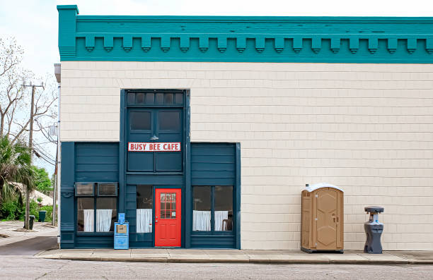 Affordable portable toilet rental in Samoset, FL